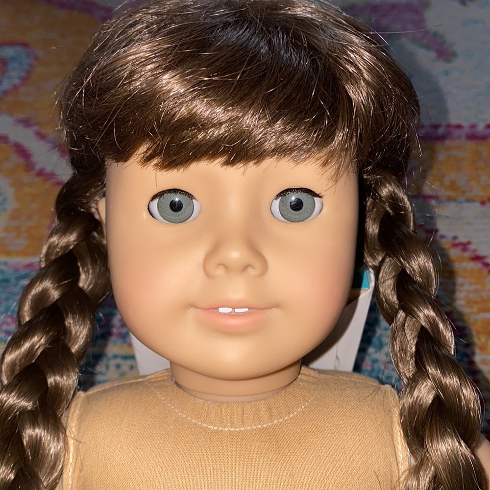 Retired Pleasant Company American Girl doll, Molly